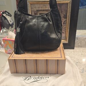 Brighton Pristine Black Leather Hobo Bag with Slouchy Design